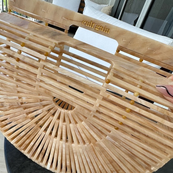 Cult Gaia Ark Acrylic Bag - Picture 5 of 6